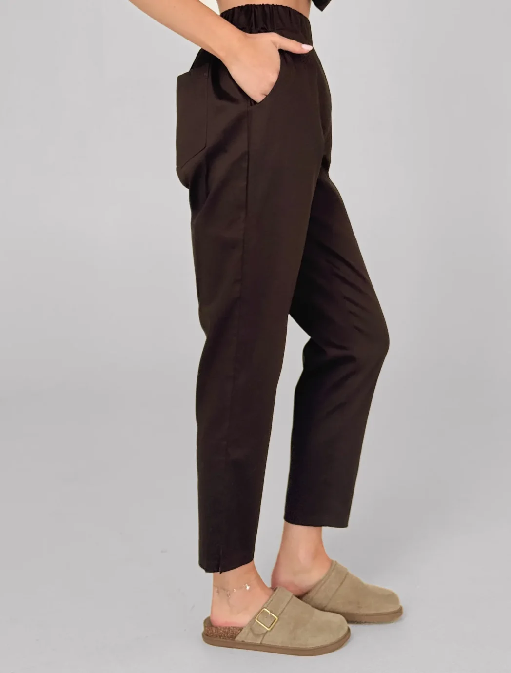Spodnie medyczne Classic brązowe - XL